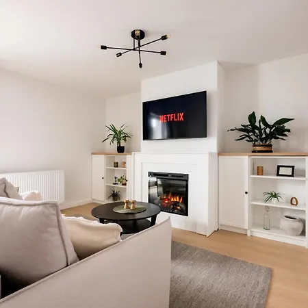 Apartmán Black Sheep With Balcony And Free Parking In Center Liptovsky Mikulas