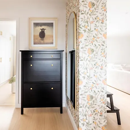 Black Sheep With Balcony And Free Parking In Center Apartmán *